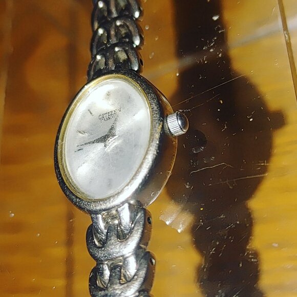 Citizen Watch Co Silver Tone Analog Oval Face Chain Link Band Japan Movement main image 5
